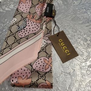 Gucci twilly scarf